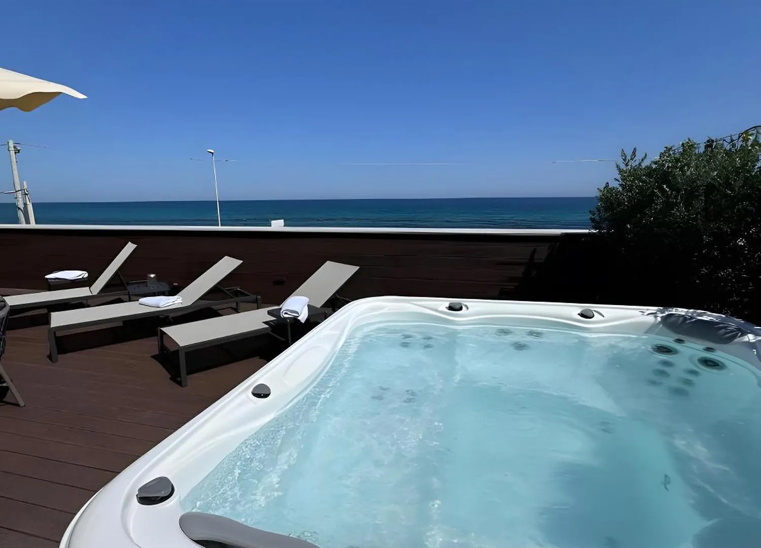 Luxury Terrazza Lägenhet Bari 0*,  Italien
